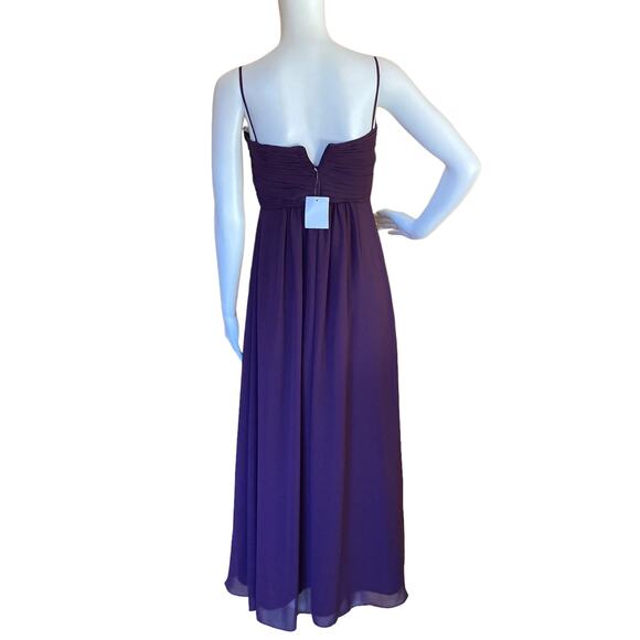 David’s Bridal Pleated Maxi Bridesmaid Dress Plum Size 4-6 - Picture 8 of 9
